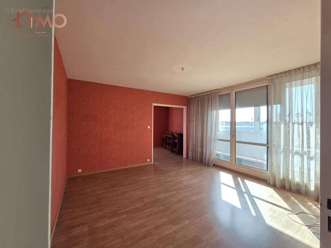 n°8 - Appartement à LIMOGES