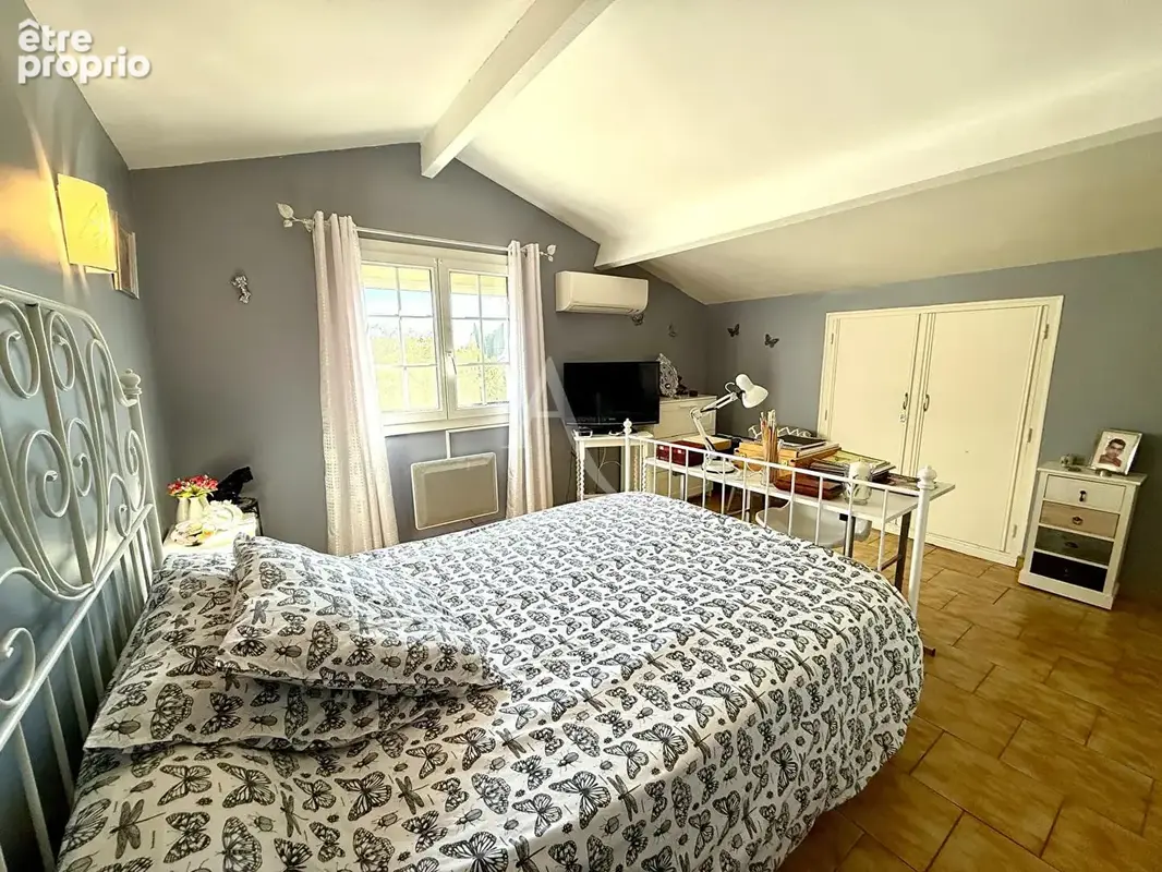 MEZE maison 6 pièces avec dépendance - photo 6