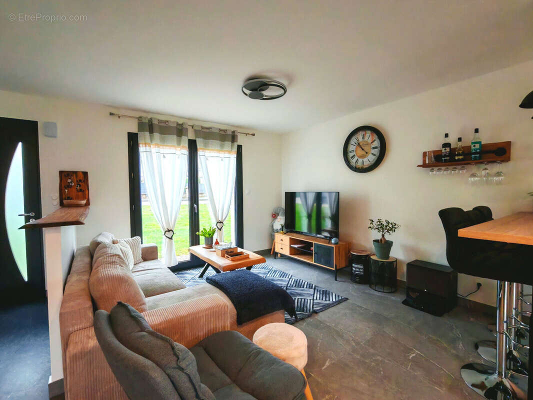 Photo 8 - Maison à ROULANS