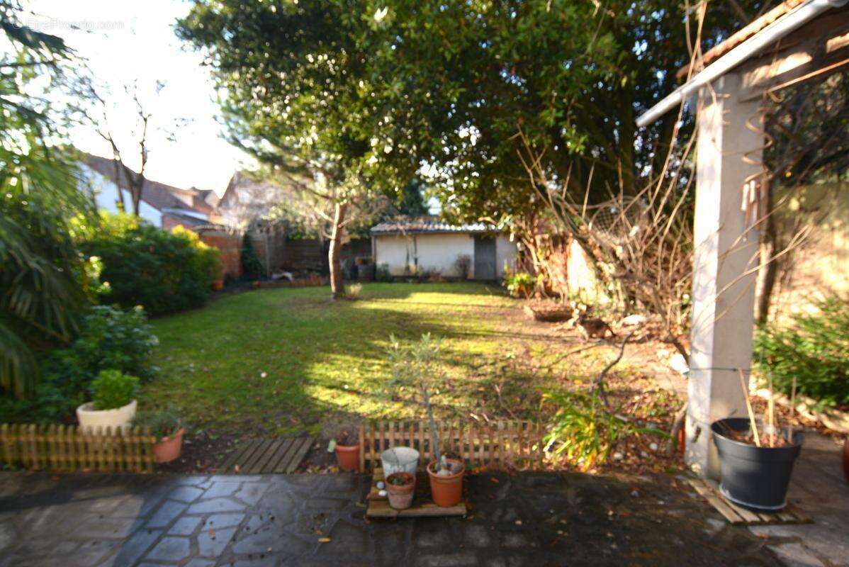 Maison à VILLENEUVE-LE-ROI