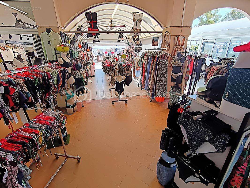 Commerce à LA SEYNE-SUR-MER