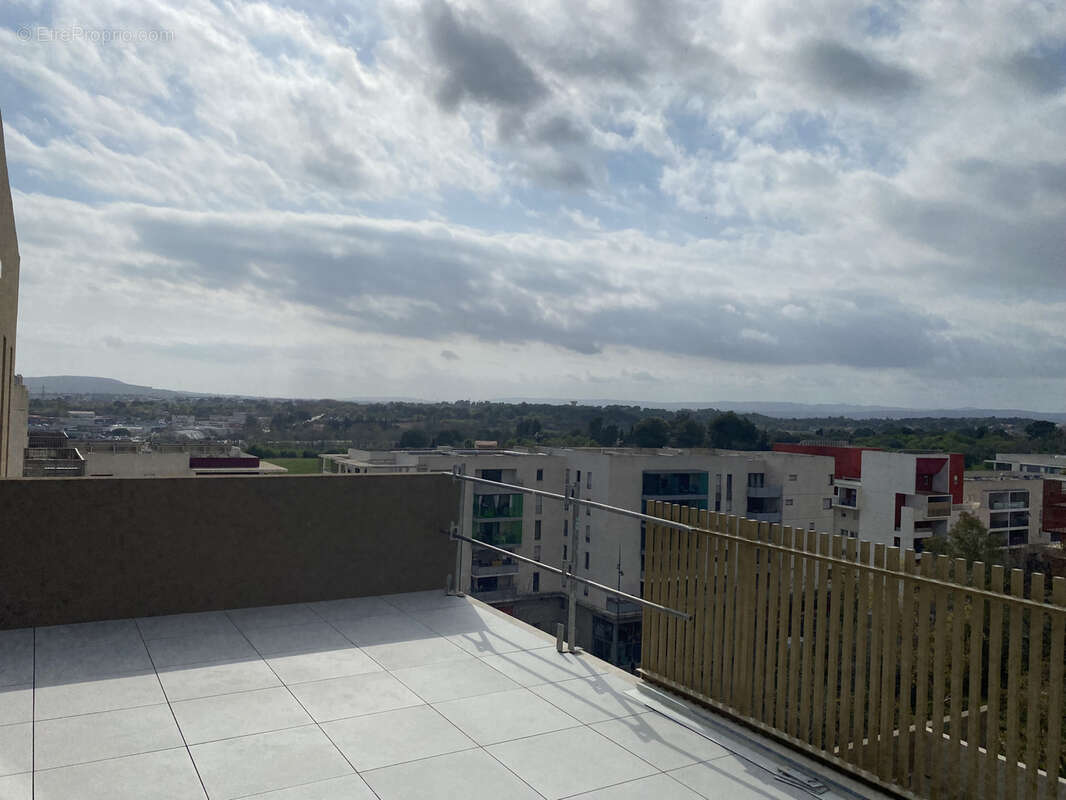Appartement moderne avec double parking et terrasse en étage élevé - photo 6