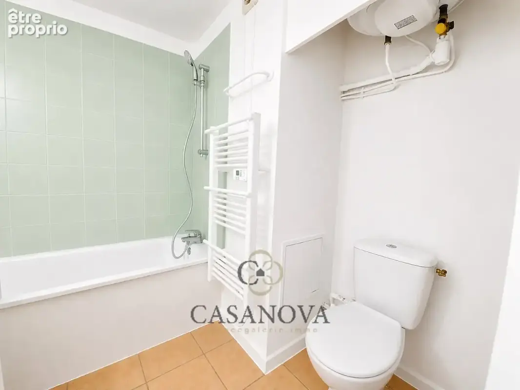 Opportunité d'investissement - Studio rénové de 22 m2 avec parking - photo 5