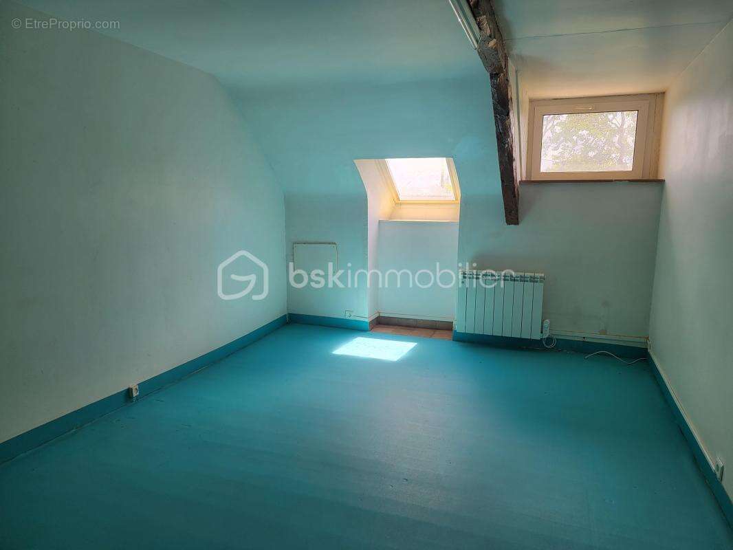 Maison pleine de charme à Trévé - 61 m² avec dépendances et potentiel d’évolution - photo 8