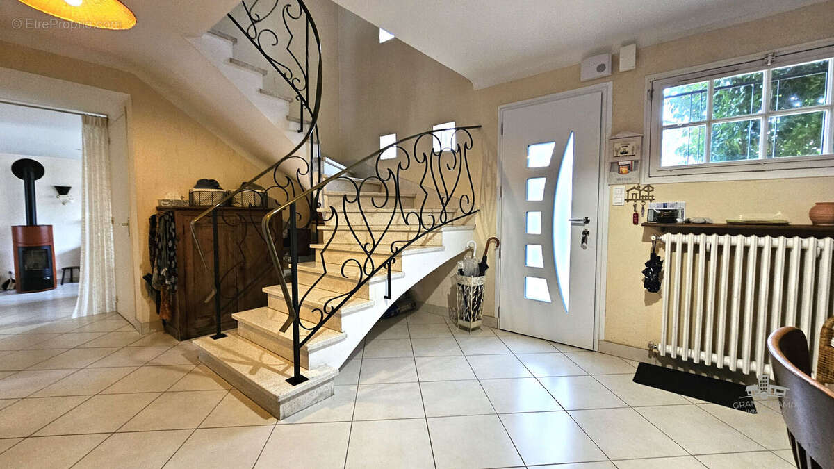 Maison 5 chambres la chapelle sur erdre - photo 4