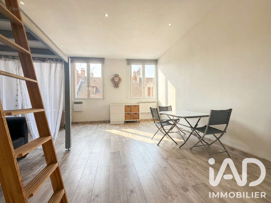 Appartement 37 m² à Arpajon  - photo 3