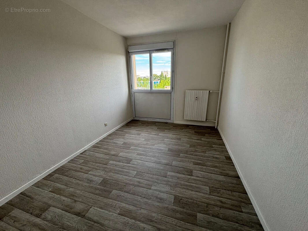 Appartement à PORT-DE-BOUC