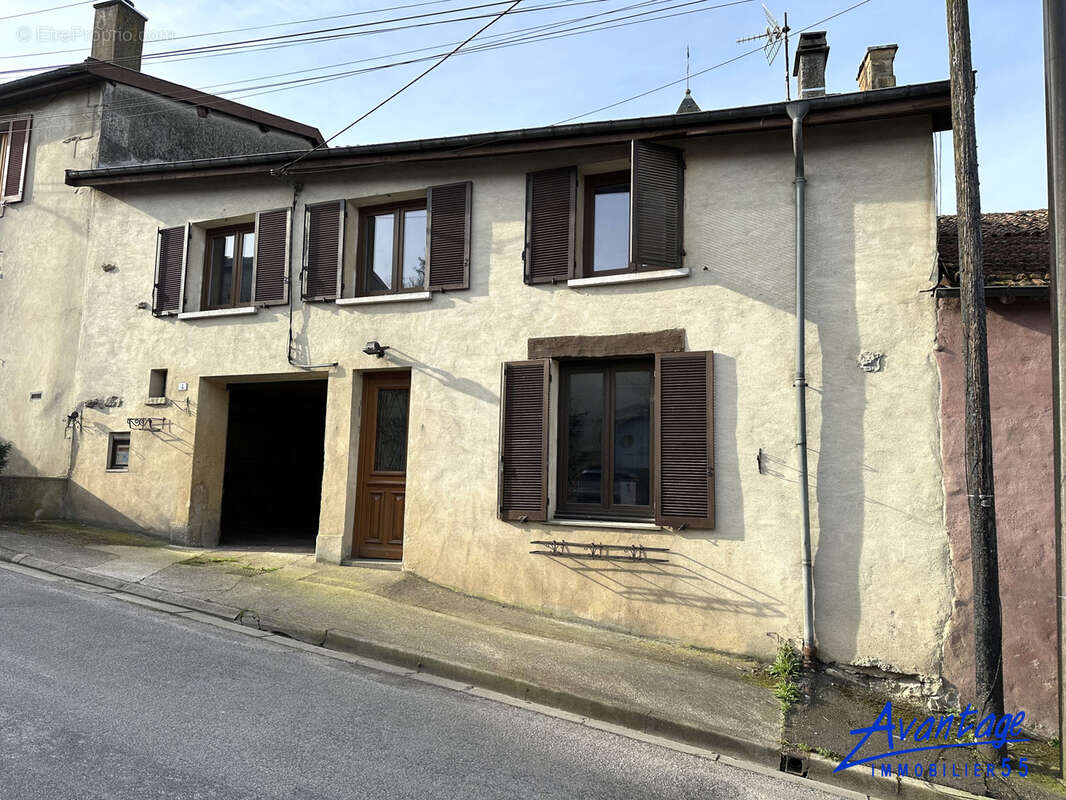 Maison à NAIVES-ROSIERES