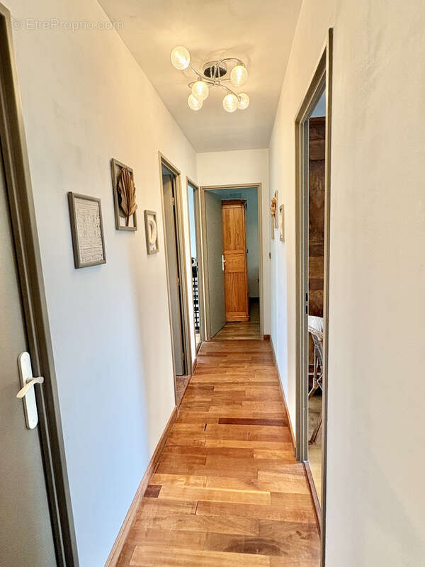 Jolie maison avec jardin 1010m2 au coeur d'un village très recherché - photo 17