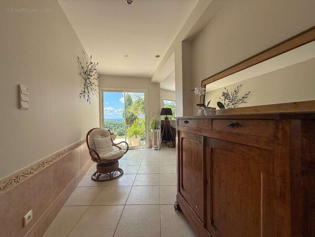 Maison avec studio indépendant, vue panoramique - photo 15