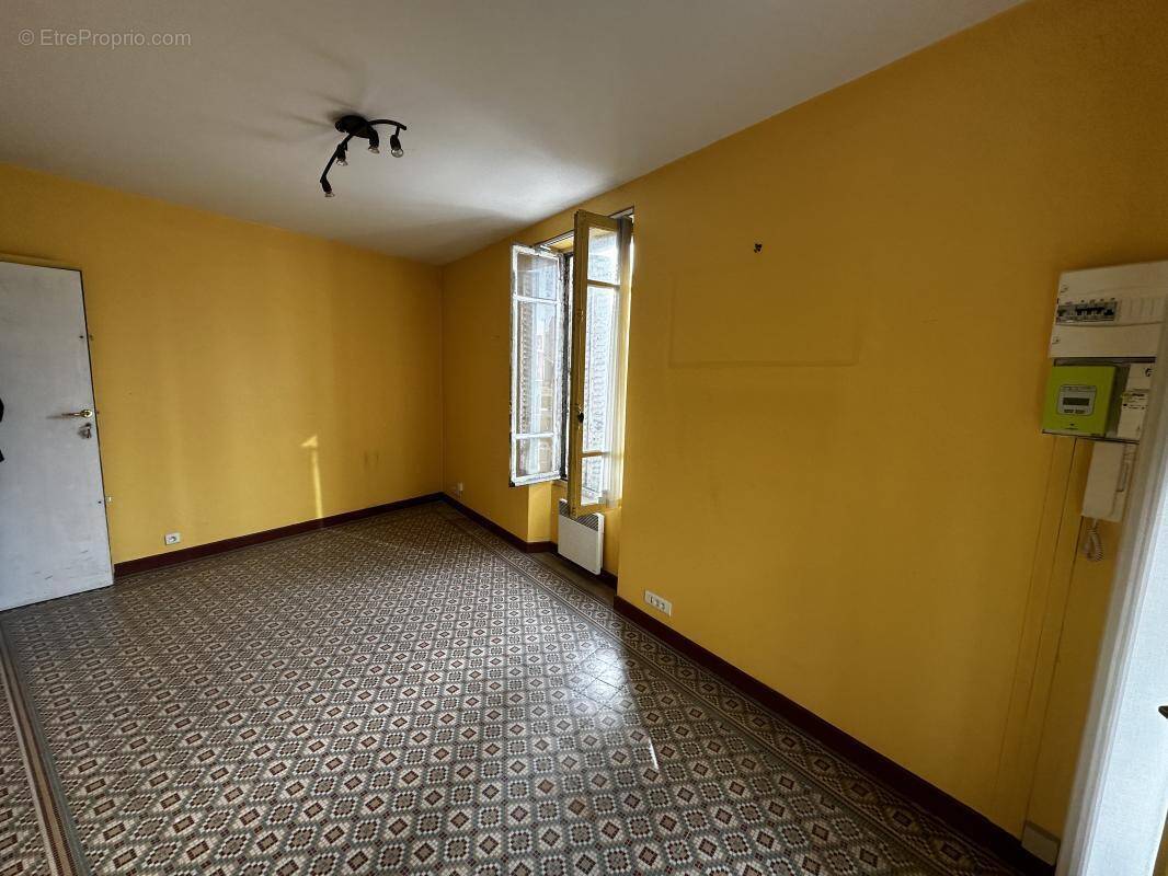 Commerce à COULOMMIERS