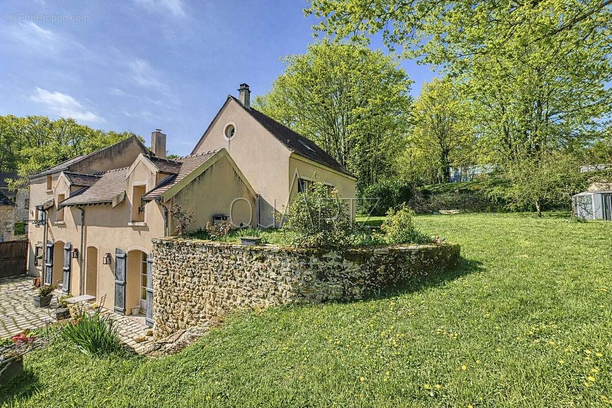 Maison à FREMAINVILLE