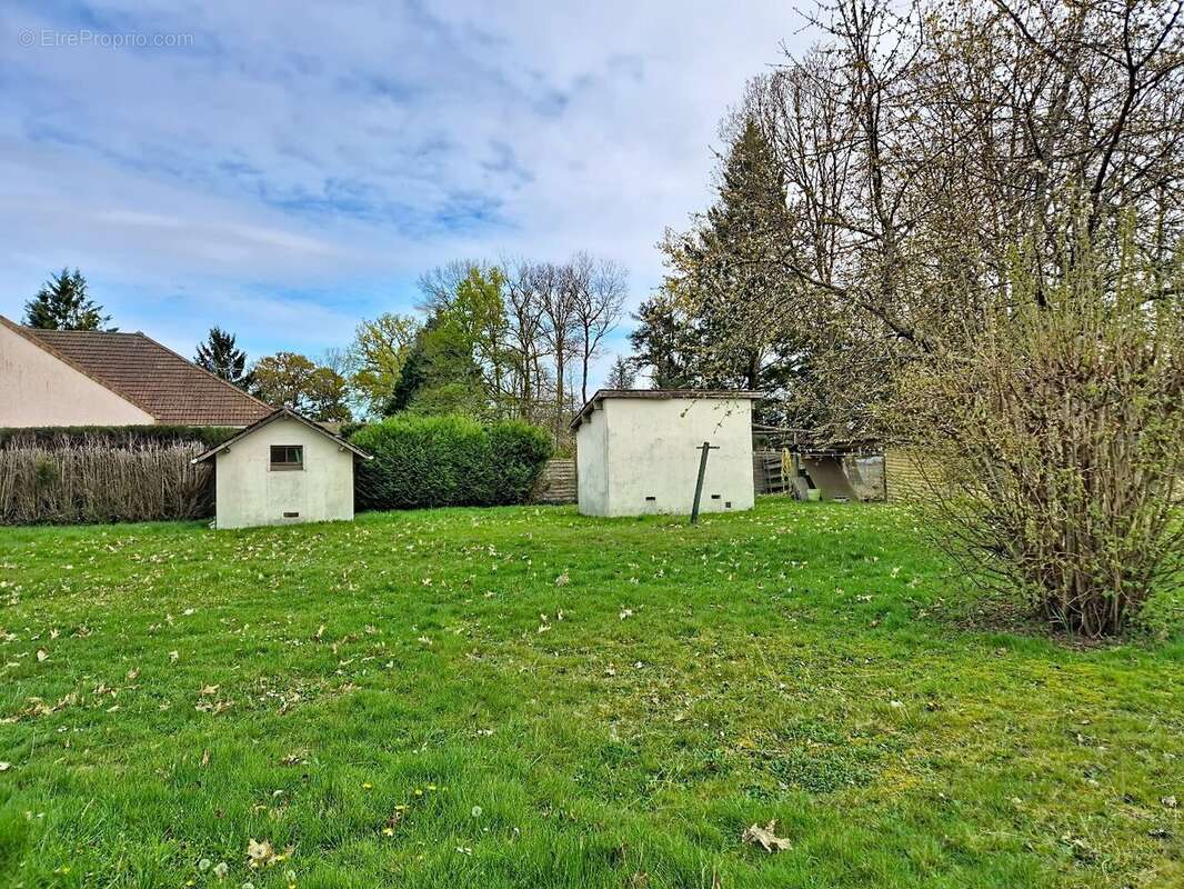 Maison à NOGENT-SUR-VERNISSON