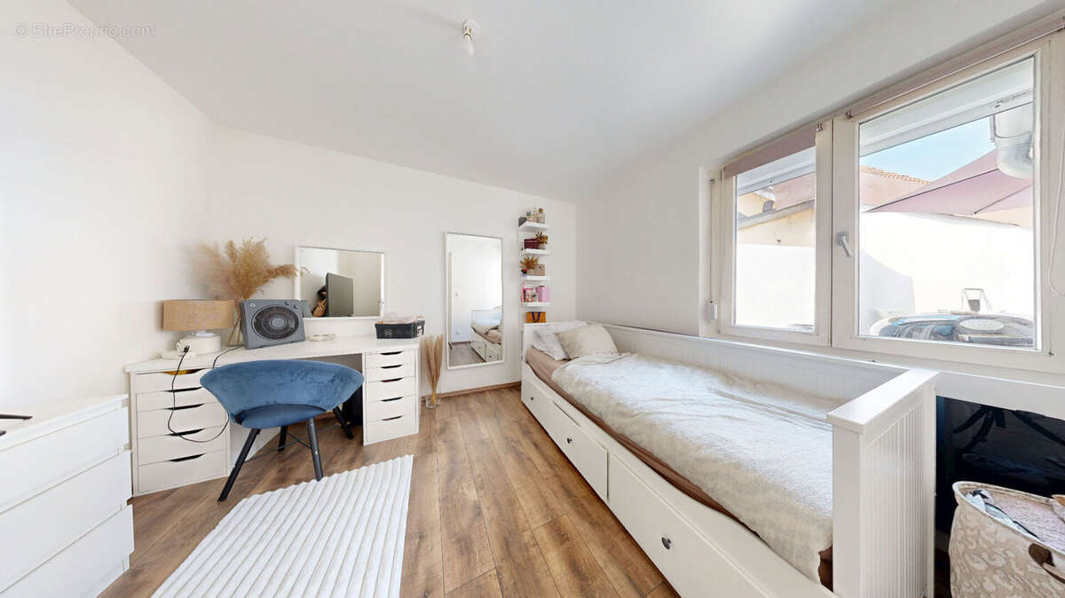 Immeuble Erstein 10 pièces 237 m² - photo 8