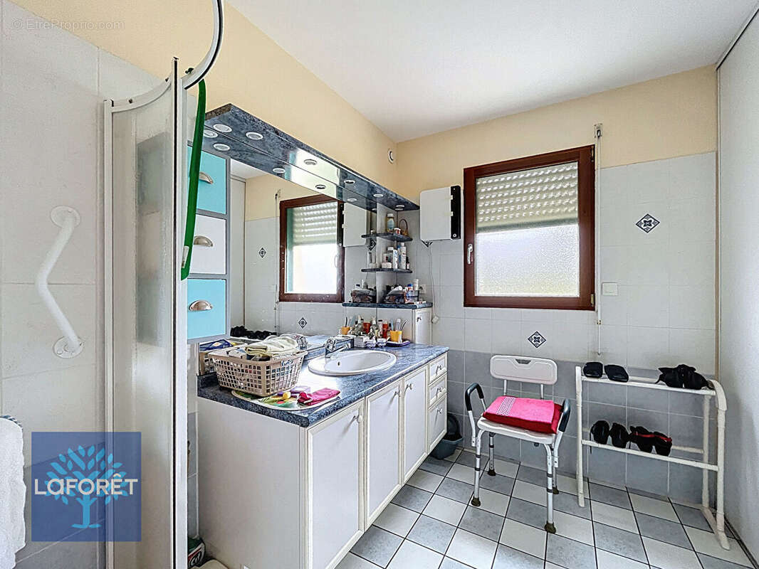 Maison à LA BOUEXIERE