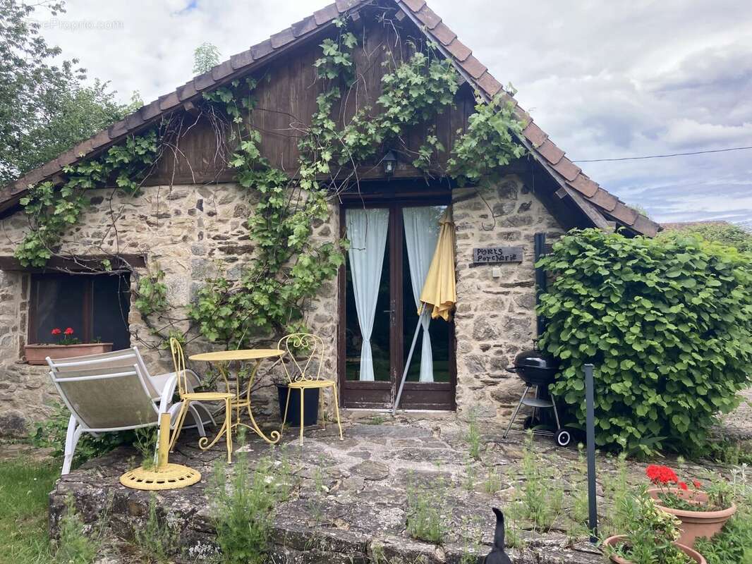 Maison à LADIGNAC-LE-LONG