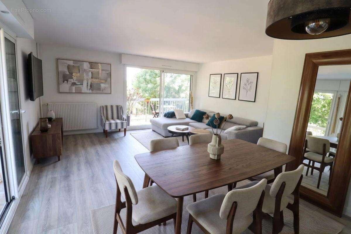 Appartement à GARCHES
