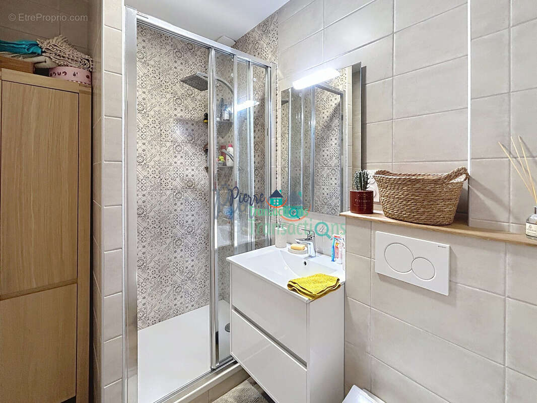 Appartement à LILLEBONNE