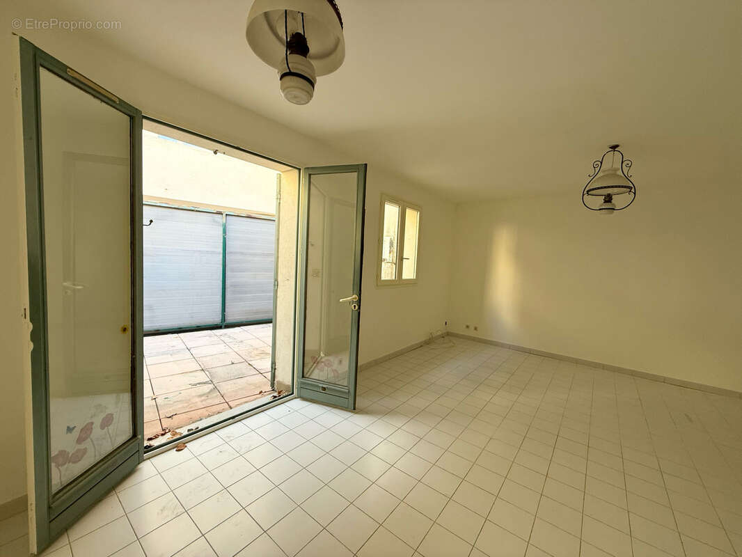 Appartement à NYONS