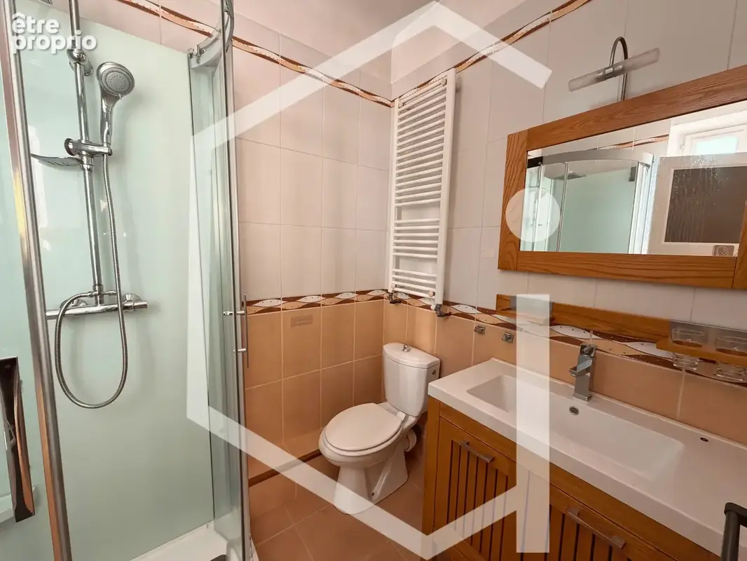 Maison familiale en centre-ville de Cosne-Cours-sur-Loire - photo 14