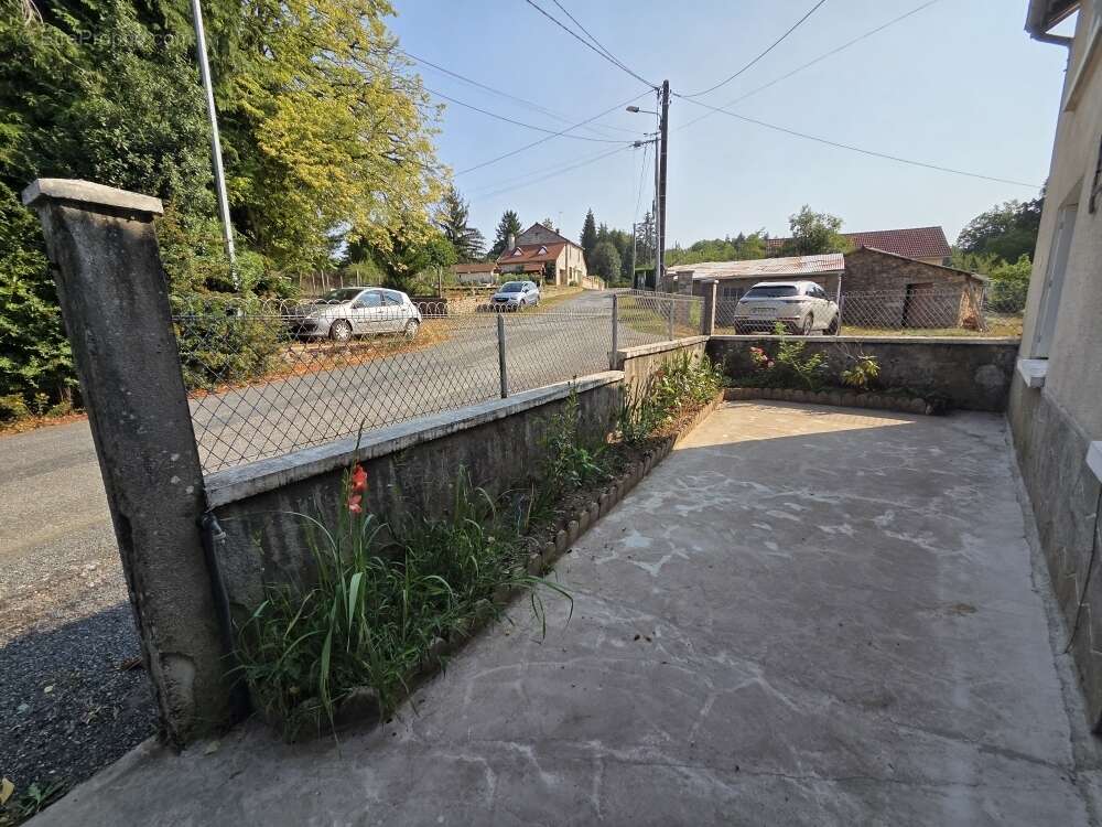 Maison 120 m² à Arrenes  - photo 7