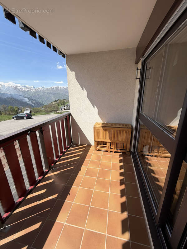 Appartement à ALBIEZ-MONTROND