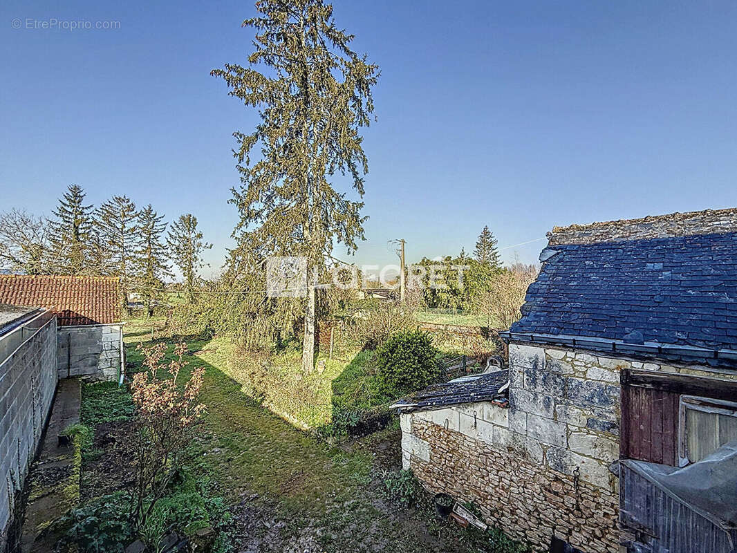 Maison à BRISSAC-QUINCE