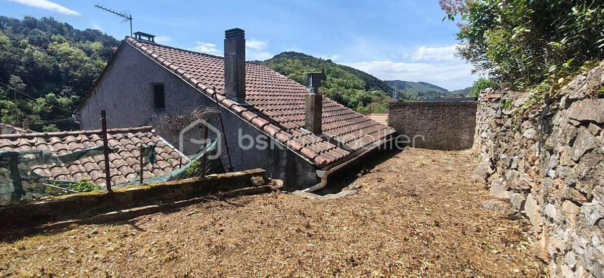 Maison à SAINT-PONS-DE-THOMIERES