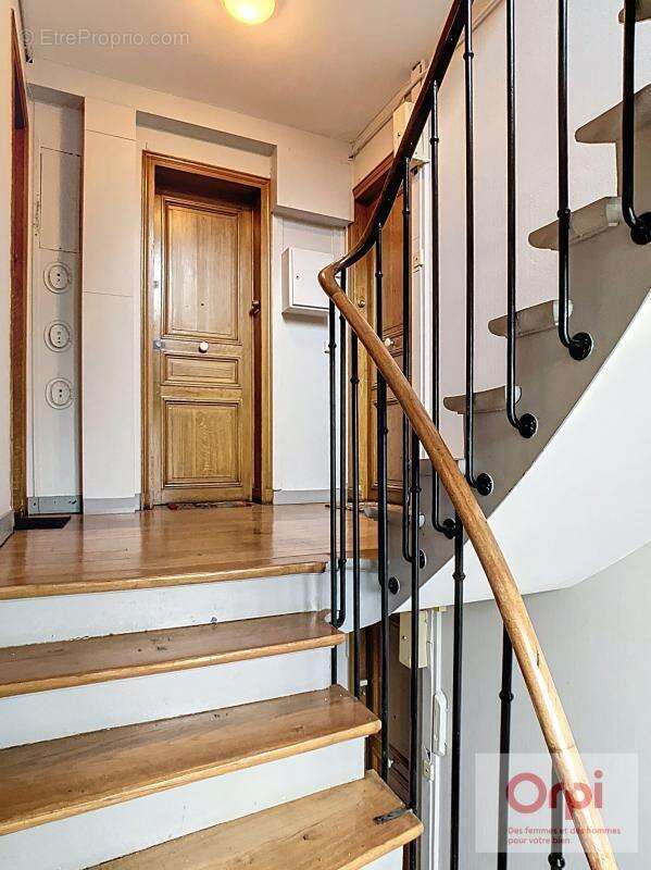 Appartement à ISSY-LES-MOULINEAUX