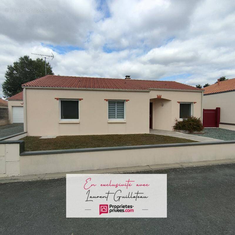 Maison à MORTAGNE-SUR-SEVRE