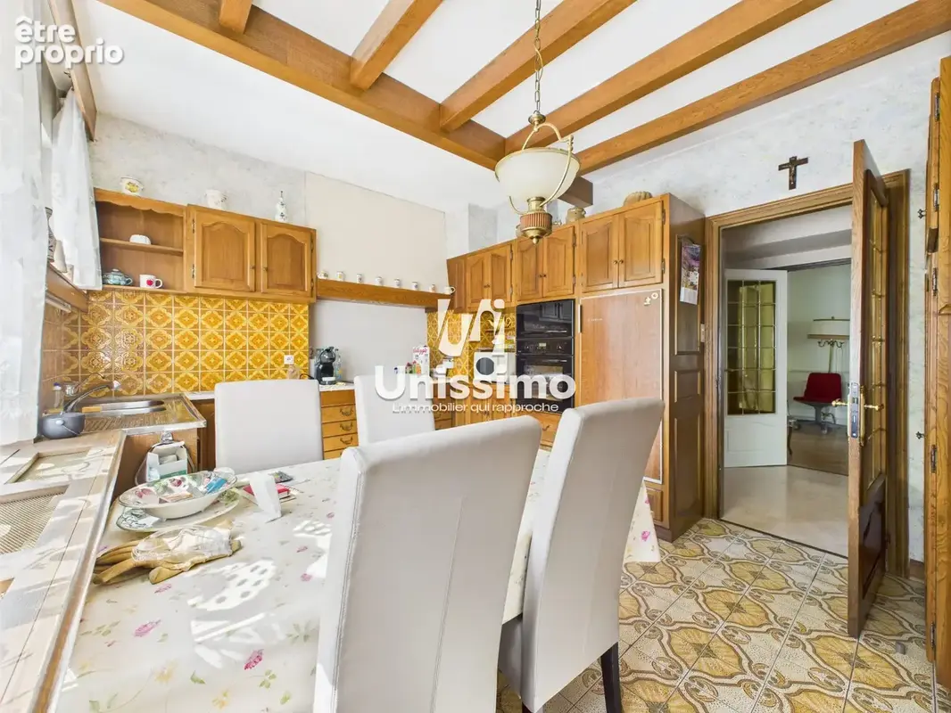 Maison 11 pièces 295 m² à vendre à Pont-De-Roide (25150) - photo 9