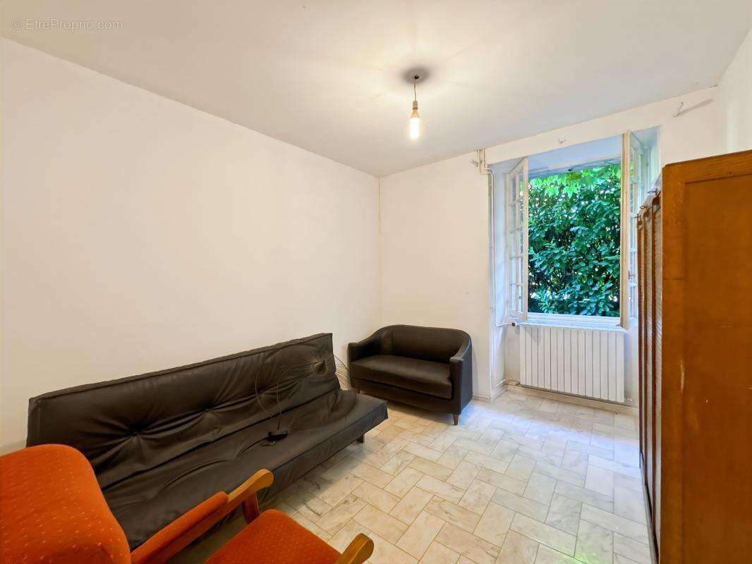 Maison à ANTONNE-ET-TRIGONANT