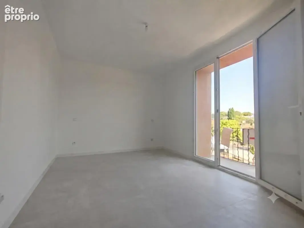 Maison Pourrieres 5 pièce(s) 92 m2 avec terrasse et balcon - photo 7