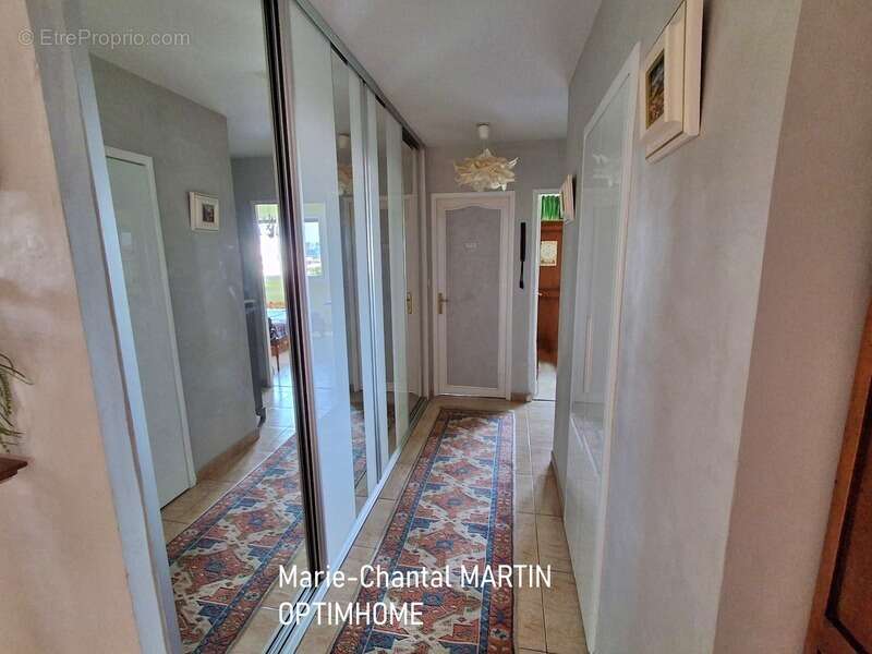 Appartement à MARSEILLE-8E