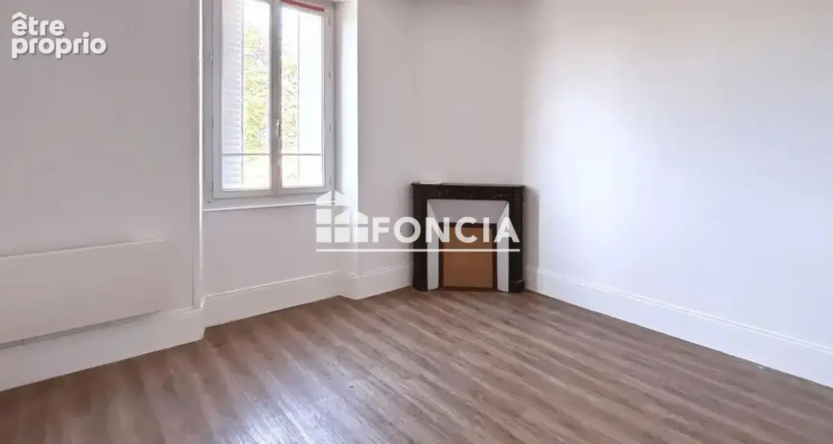Montmirail – Maison de caractère 6 pièces – 111 m² – 3 chambres – Jardin, dépendance et garage - photo 8