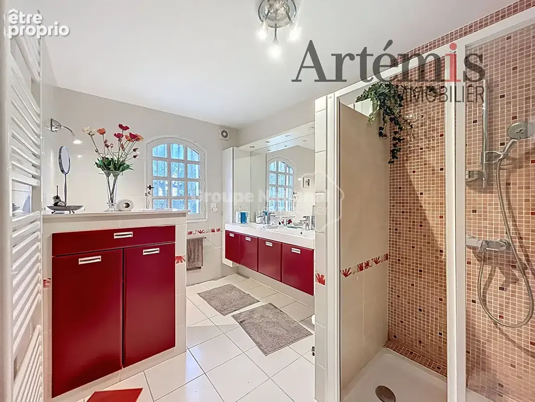 COLINE ST EUTROPE Orange Maison 190m2 , 4 chambres 2 garages de 70m2, parcelle de 3500m2 - photo 9