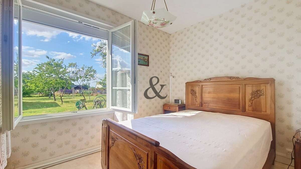 Maison 77 m² à Herbault  - photo 4