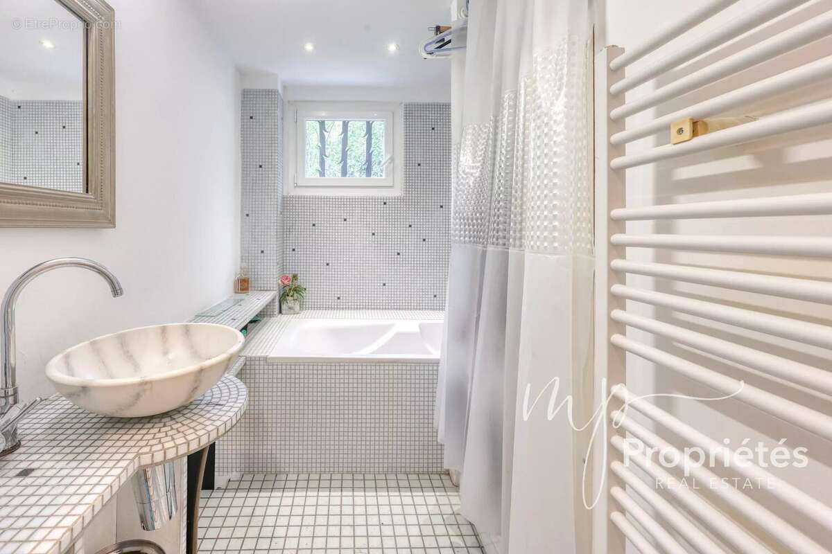 Appartement à RAYOL-CANADEL-SUR-MER