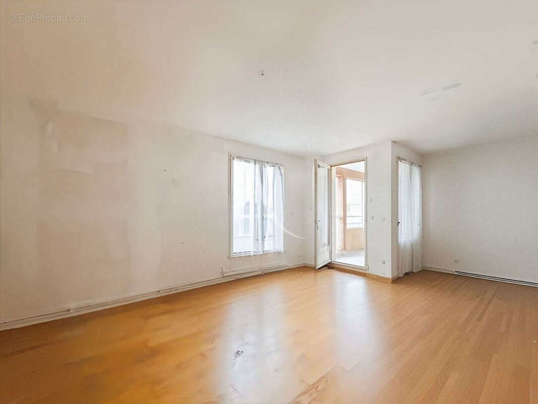 Appartement Les Mureaux 5 pièce(s) 90m² - photo 3