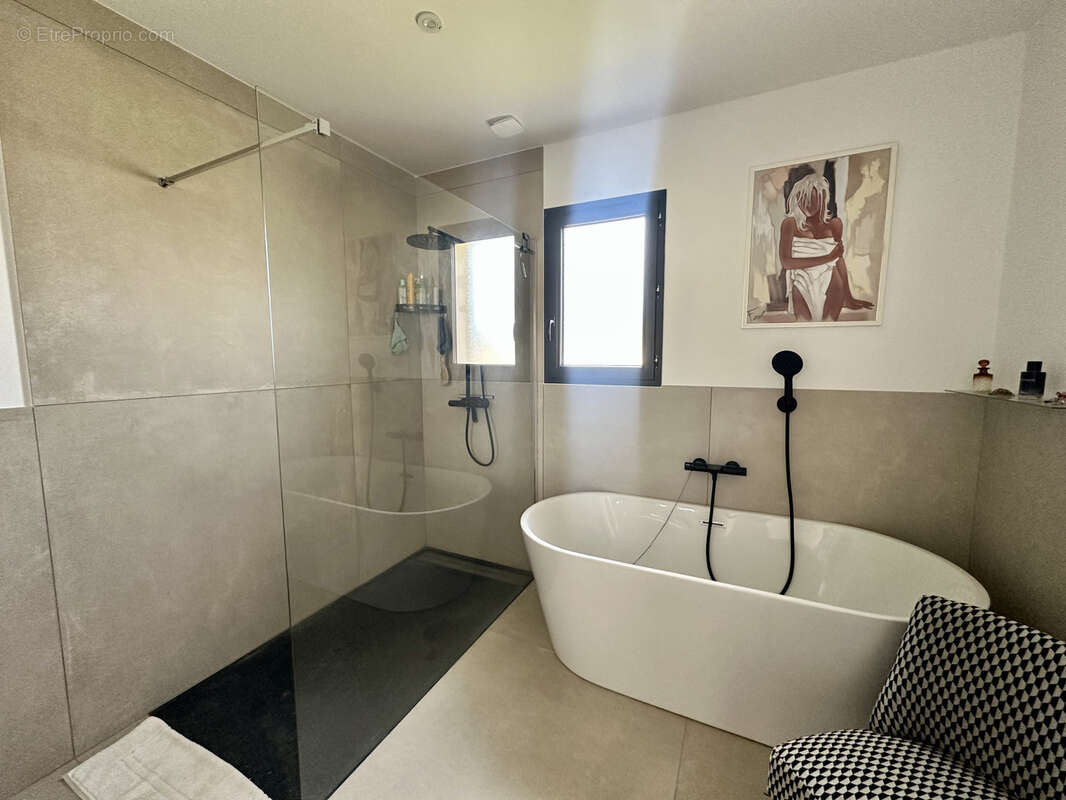 Villa contemporaine de plain-pied avec piscine - photo 8