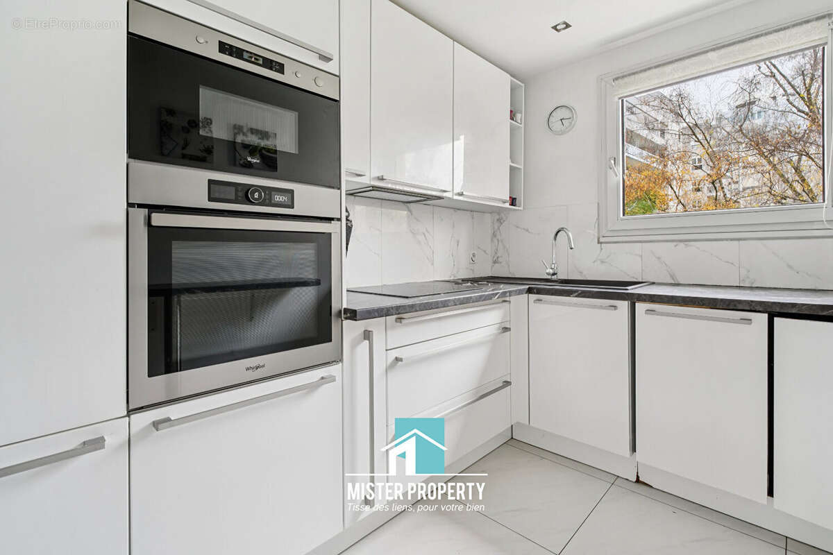 Appartement à LEVALLOIS-PERRET