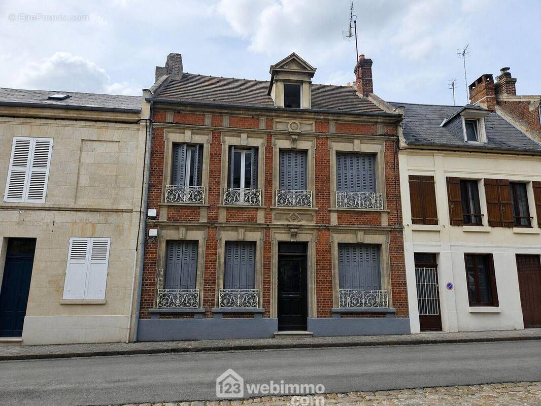 Maison à NOYON