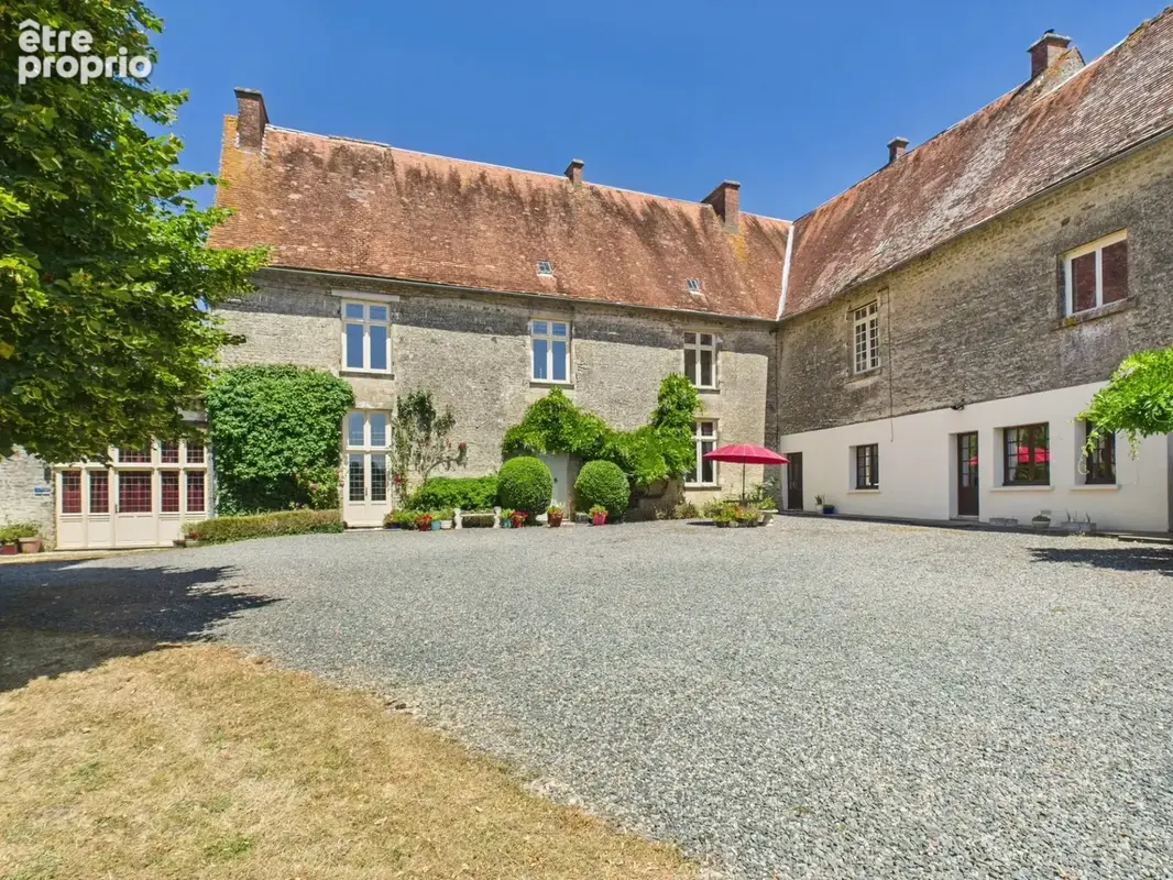 Belle demeure ancienne avec maison d'amis et 4 hectares - photo 6