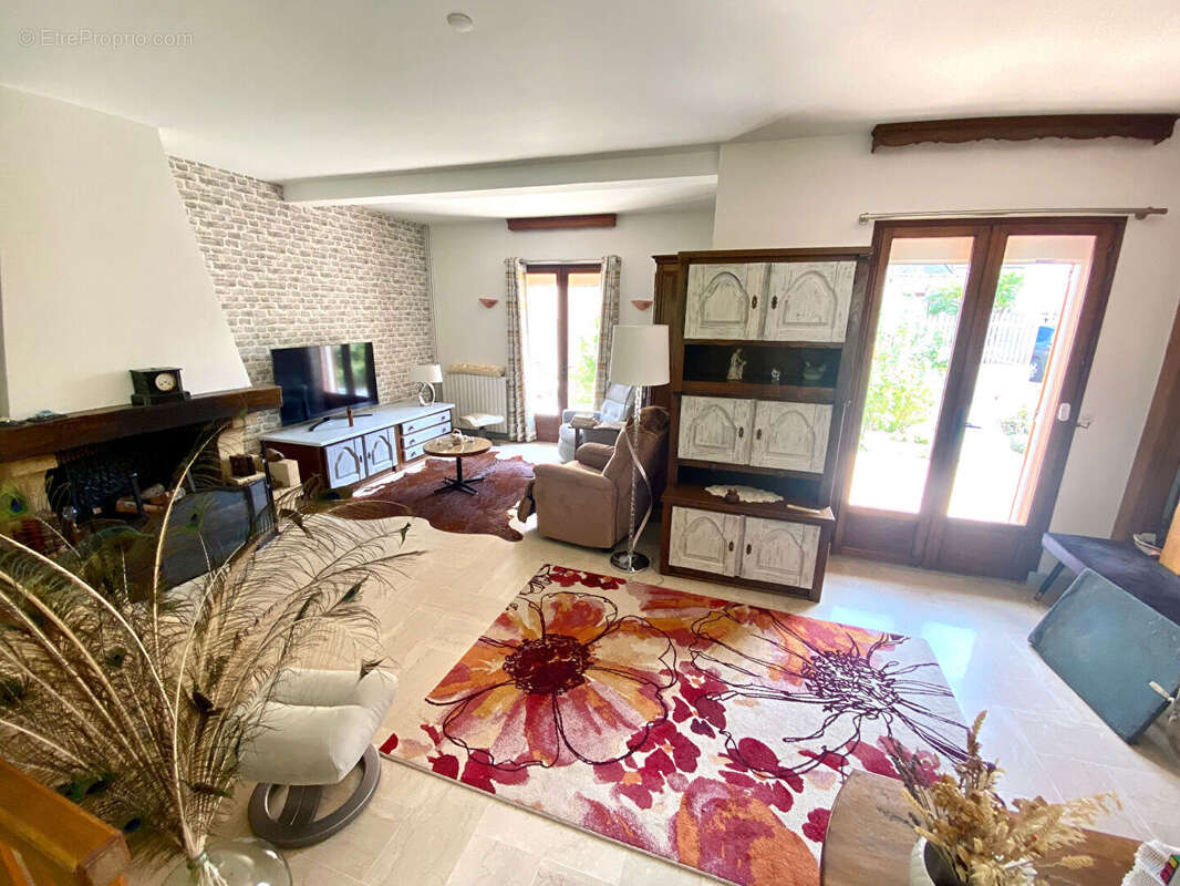 Maison à SARTROUVILLE