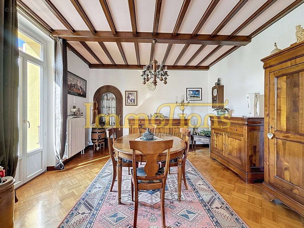 Maison à HOSTUN