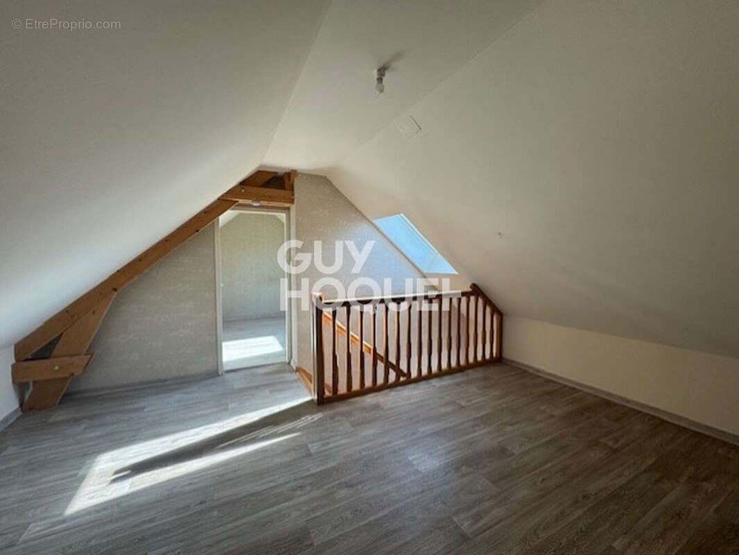 Maison à LE MEIX-SAINT-EPOING