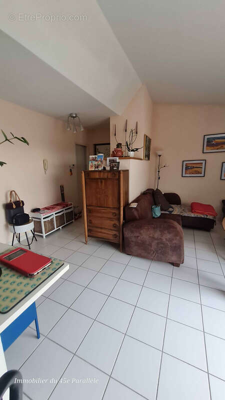 Appartement à MAUVES