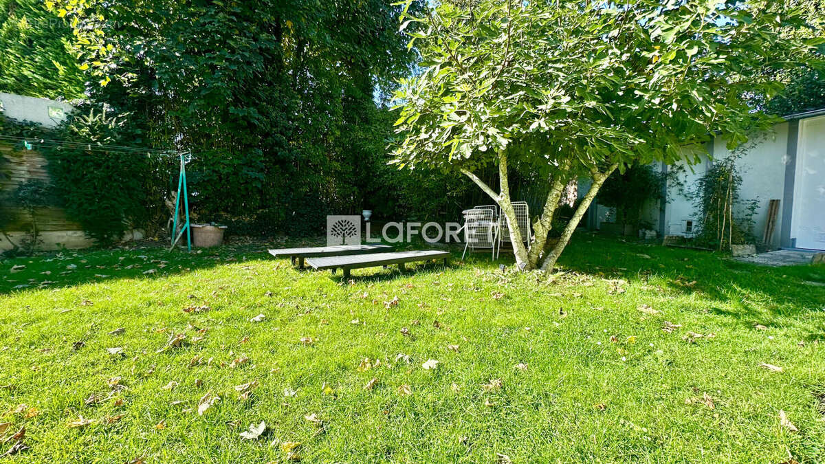 Appartement à LE RAINCY