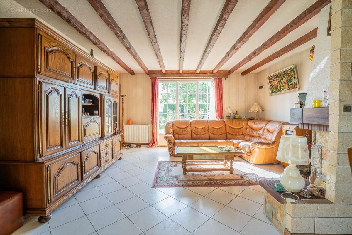 Maison à BEAUCOUZE