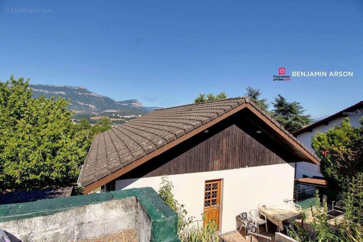 Maison Chambéry - Chamoux - 6 chambres - 154 m2 - photo 12